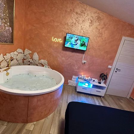 Atena Apartments B&B Gold Pescara Exteriör bild