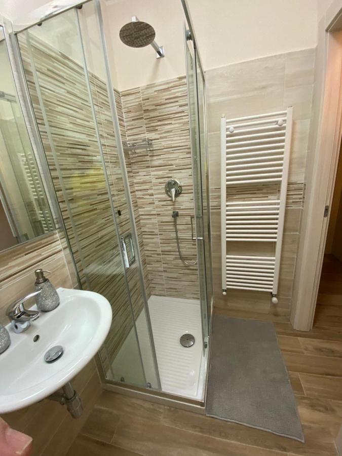 Atena Apartments B&B Gold Pescara Exteriör bild