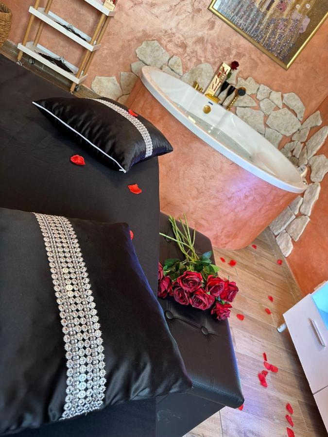 Atena Apartments B&B Gold Pescara Exteriör bild